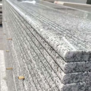 普洱芝麻白楼梯踏步 花岗岩楼梯板材