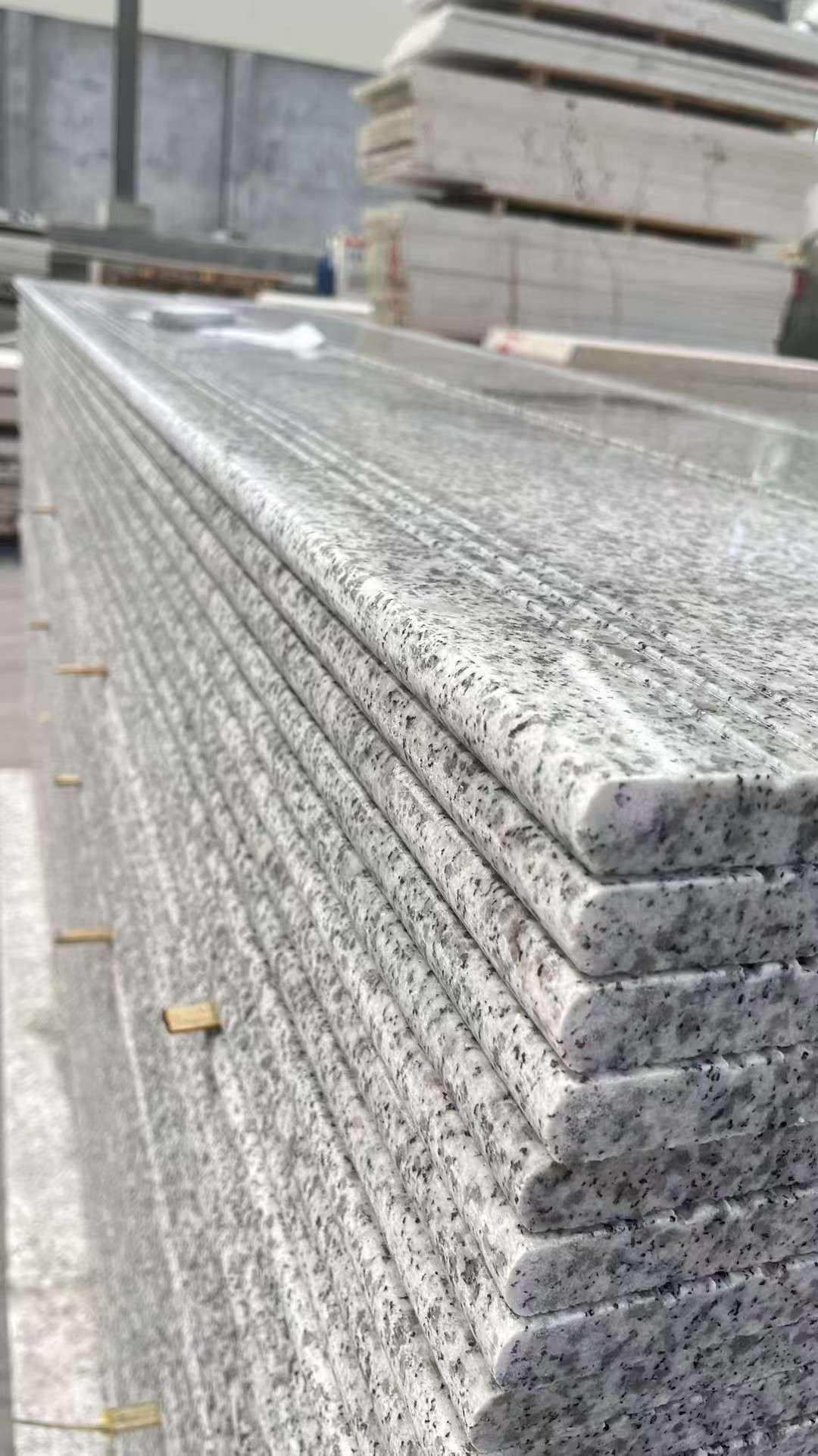 普洱芝麻白楼梯踏步 花岗岩楼梯板材