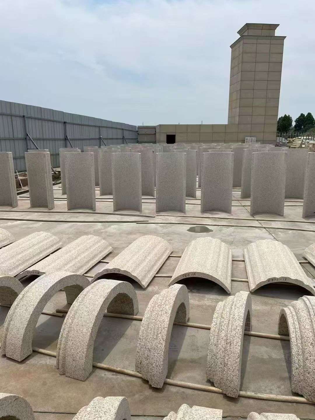 普洱黄金麻别墅柱皮 异形 线条定制